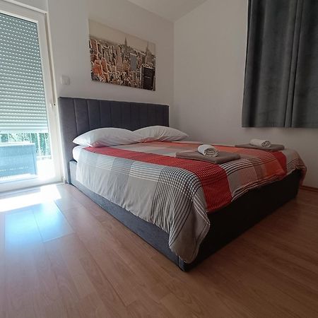 Apartments Kraljic I バスカ エクステリア 写真